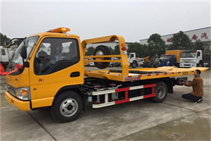 漕河泾哪里有拖车服务