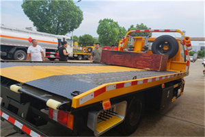 漕河泾附近拖车电话号码服务